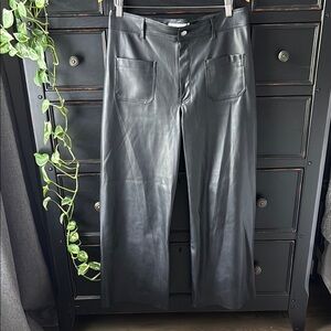 Zara Women’s Faux Leather size 12 High Waist, Wide Leg Pants with Pockets, Black